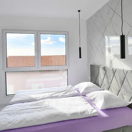 Pet Friendly In With Sauna Nyaraló Jadranovo
